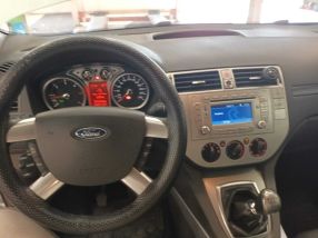 Ford Kuga - 2010
