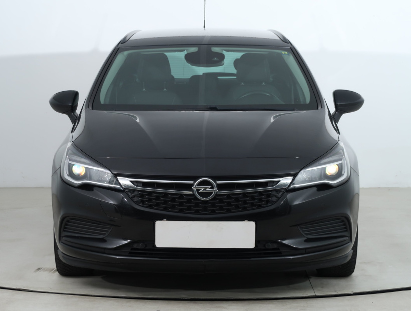 Opel Astra, 2019