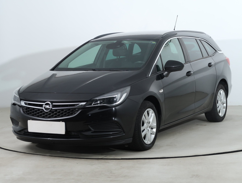 Opel Astra, 2019