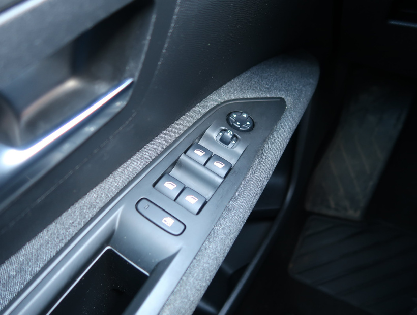 Peugeot 3008, 2018