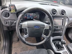 Ford Mondeo - 2014