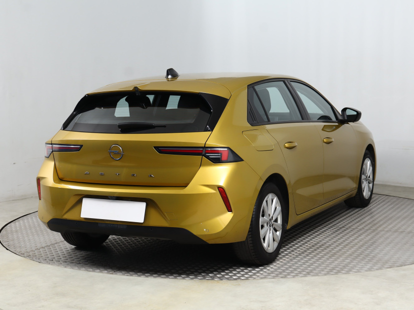 Opel Astra, 2023