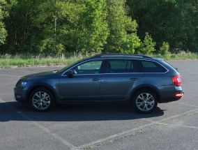 Škoda Octavia Scout - 2014