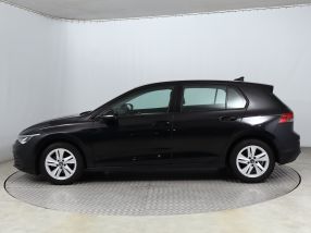 Volkswagen Golf - 2022
