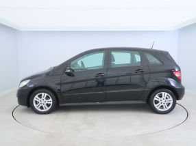 Mercedes-Benz B - 2011