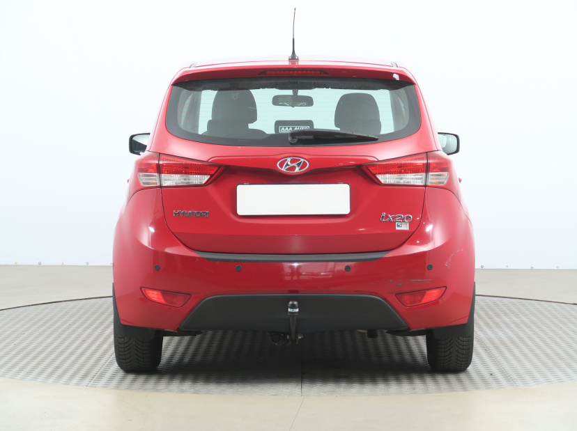 Hyundai ix20, 2013