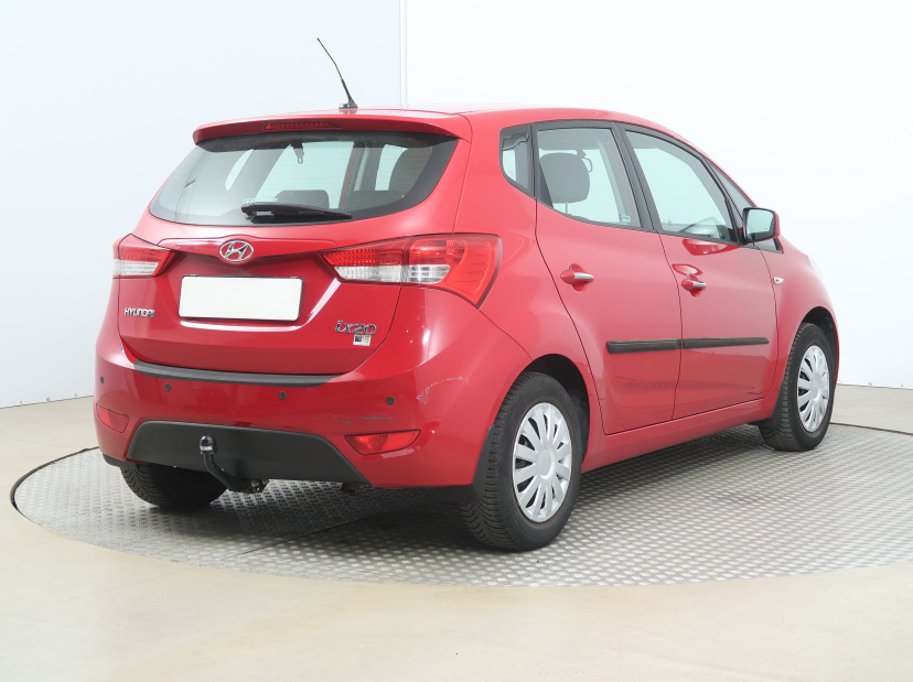 Hyundai ix20, 2013