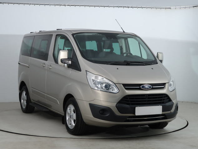 Ford Tourneo Custom 2016