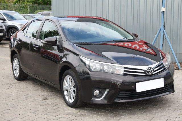 Toyota Corolla 2015