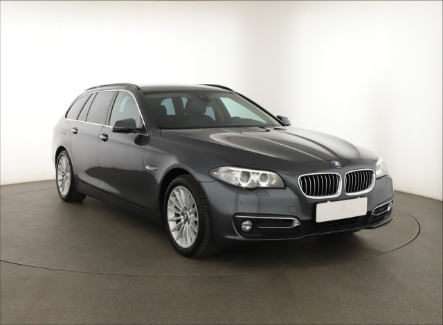 BMW 5 2016