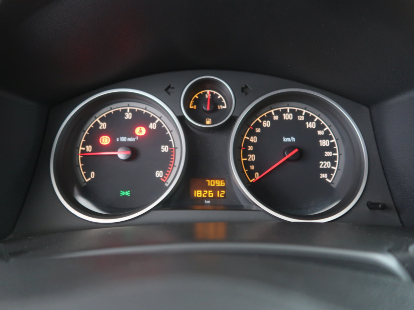 Opel Astra, 2004