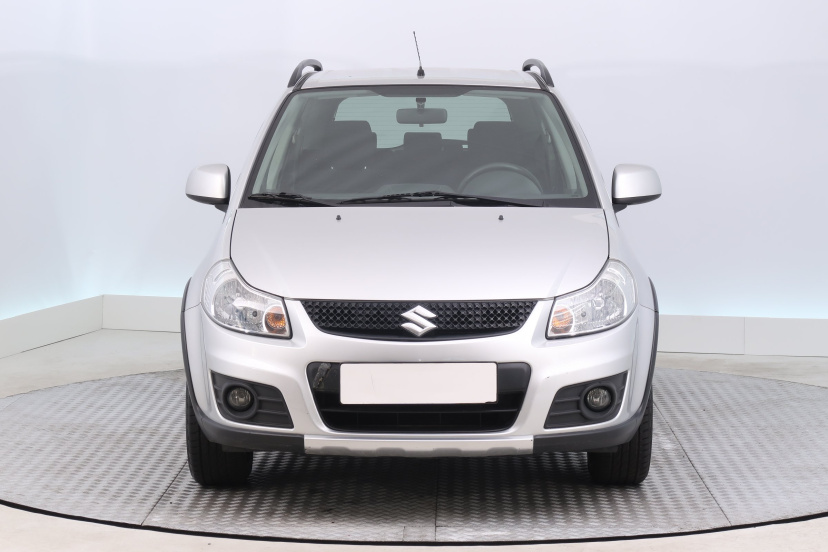 Suzuki SX4, 2010