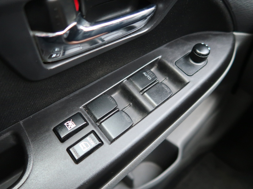 Suzuki SX4, 2010