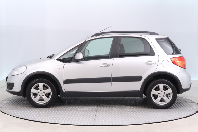 Suzuki SX4, 2010