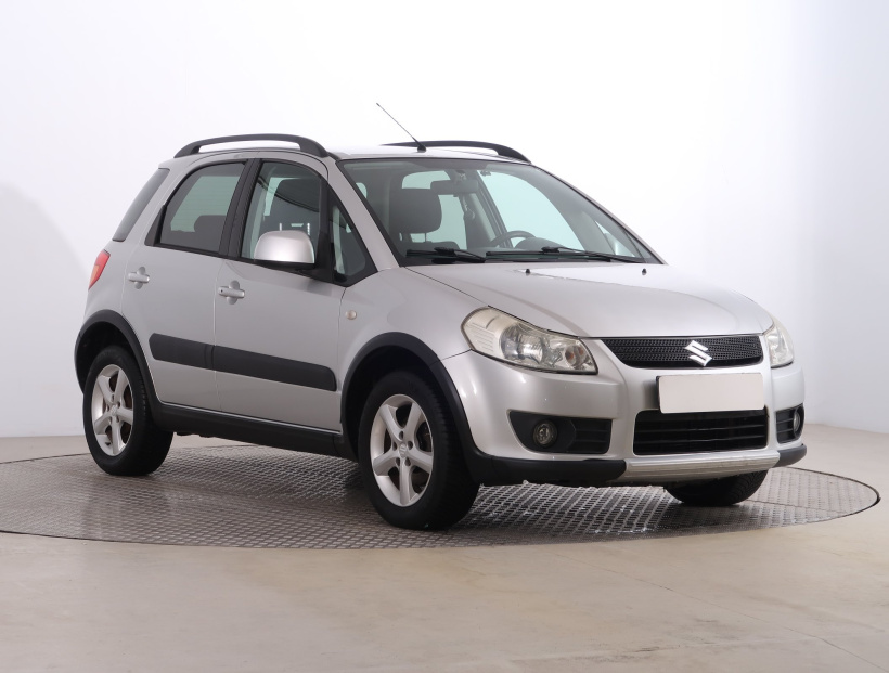 Suzuki SX4, 2010