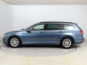 Volkswagen Passat - 2015