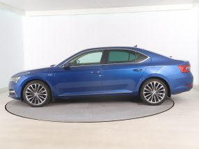 Škoda Superb - 2023