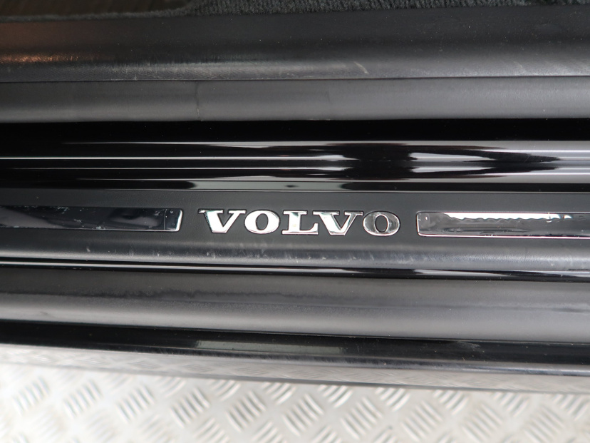 Volvo V70, 2015