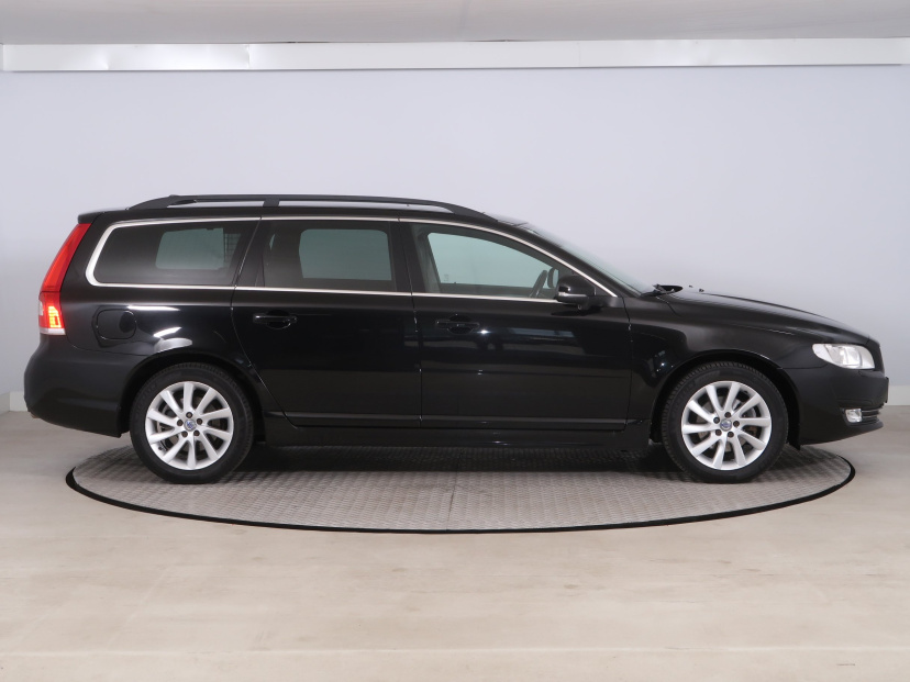 Volvo V70, 2015