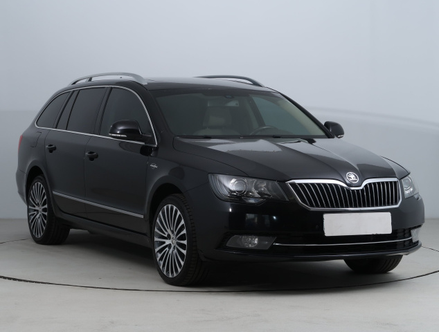 Škoda Superb 2013
