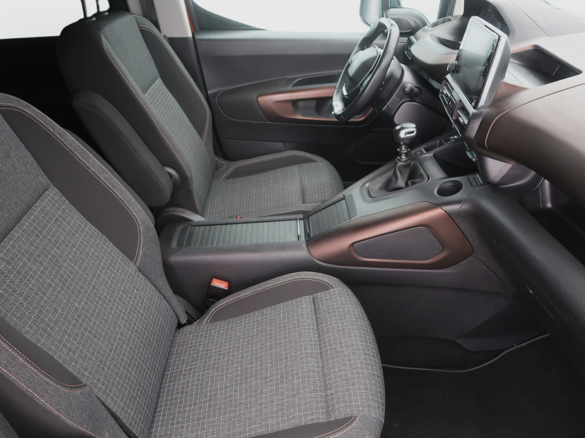 Peugeot Rifter, 2021
