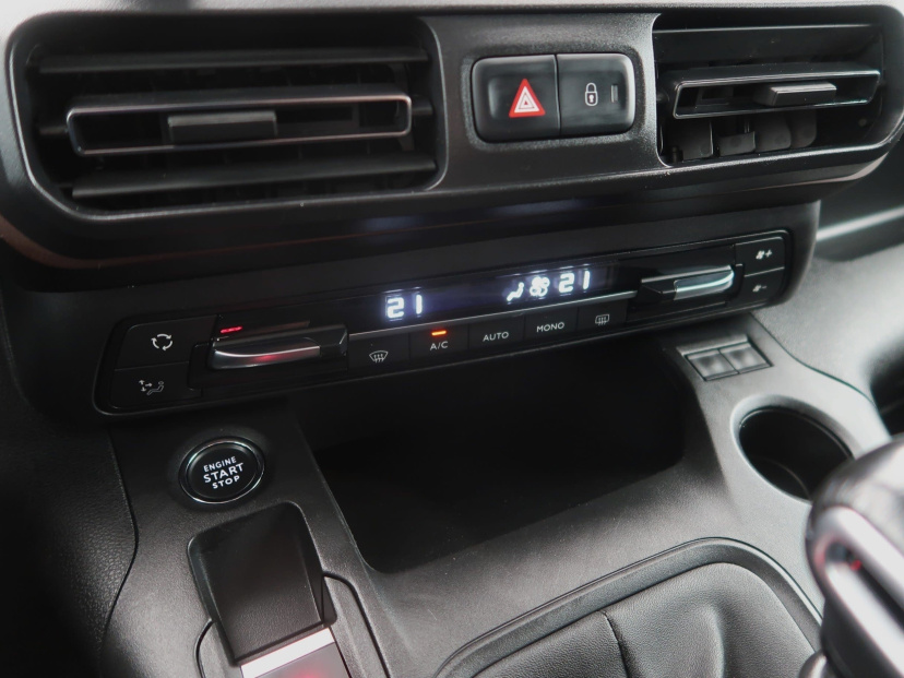 Peugeot Rifter, 2021