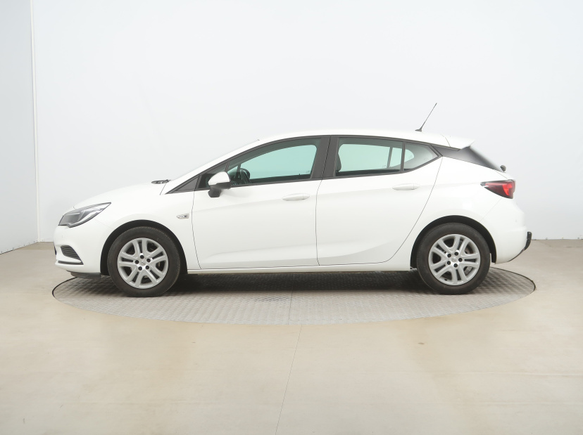 Opel Astra, 2017