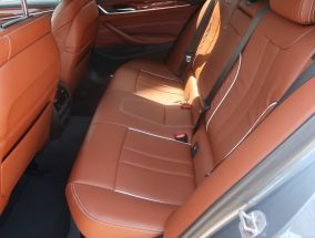 BMW 5 - 2021