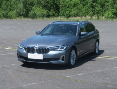BMW 5 - 2021