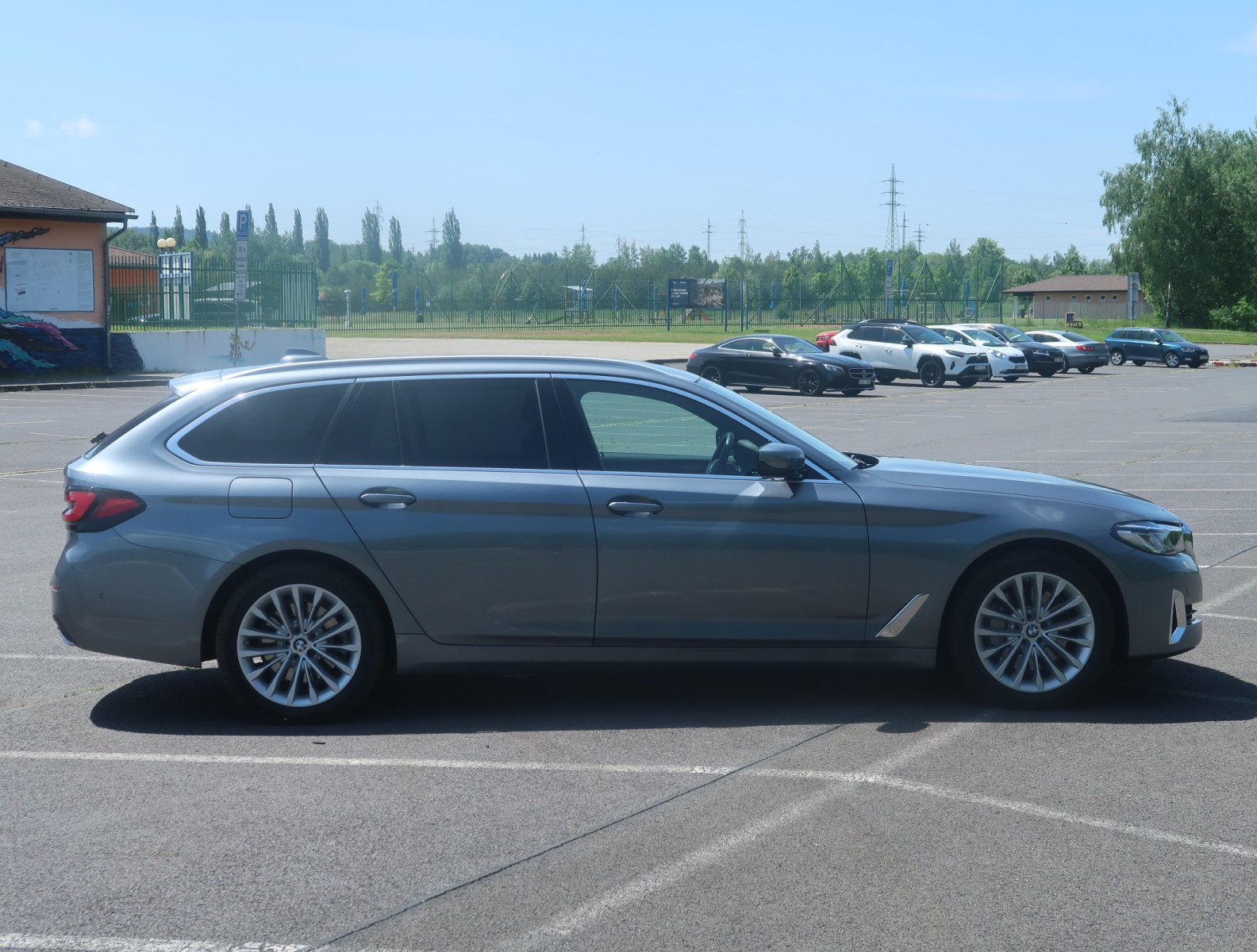 BMW 5 - 2021