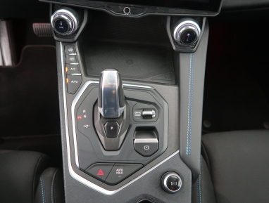 Lynk & Co 01 - 2024