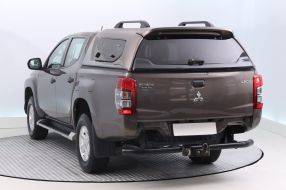 Mitsubishi L200 - 2021