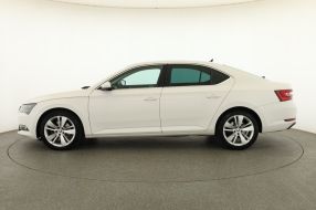 Škoda Superb - 2017