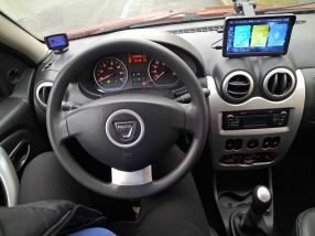 Dacia Sandero - 2012