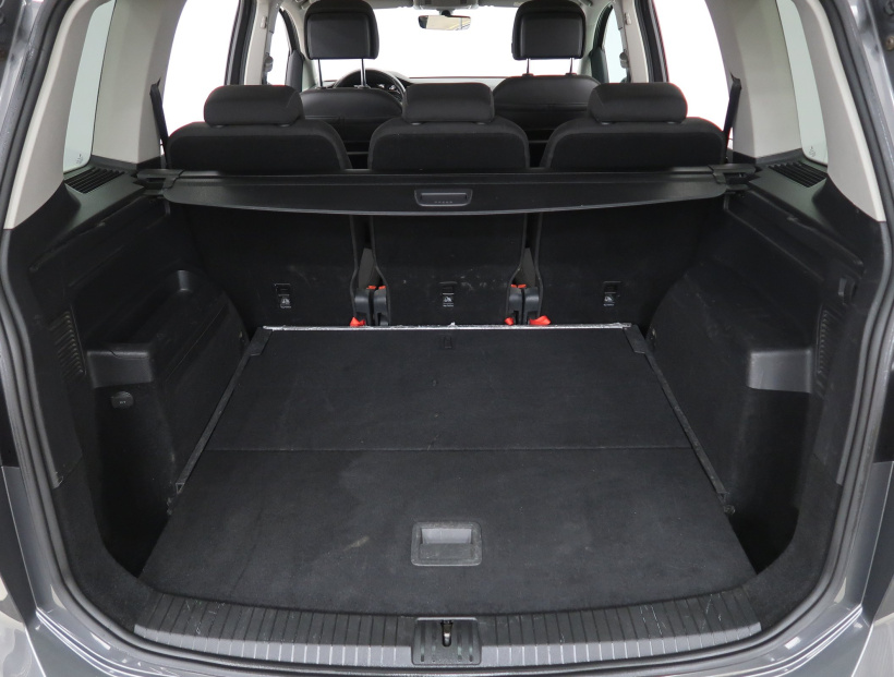 Volkswagen Touran, 2016