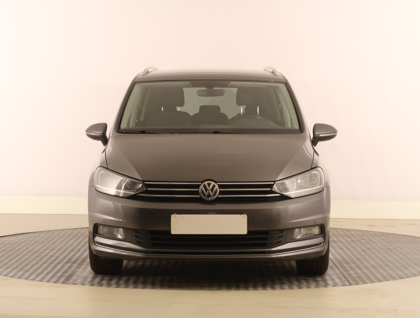 Volkswagen Touran, 2016