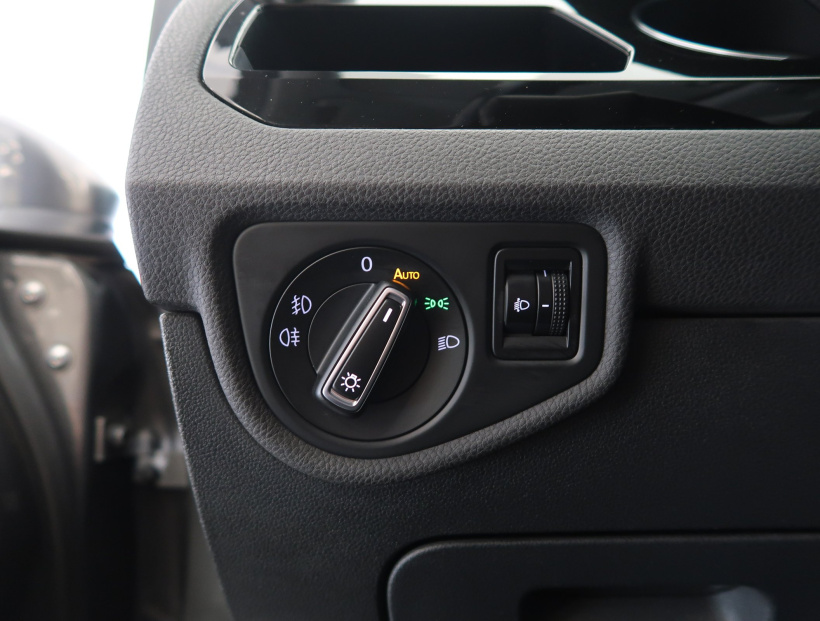 Volkswagen Touran, 2016
