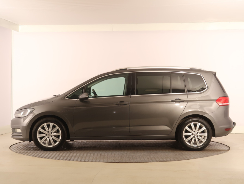 Volkswagen Touran, 2016