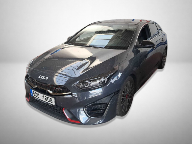 Kia ProCeed 2022