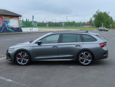 Škoda Octavia - 2024