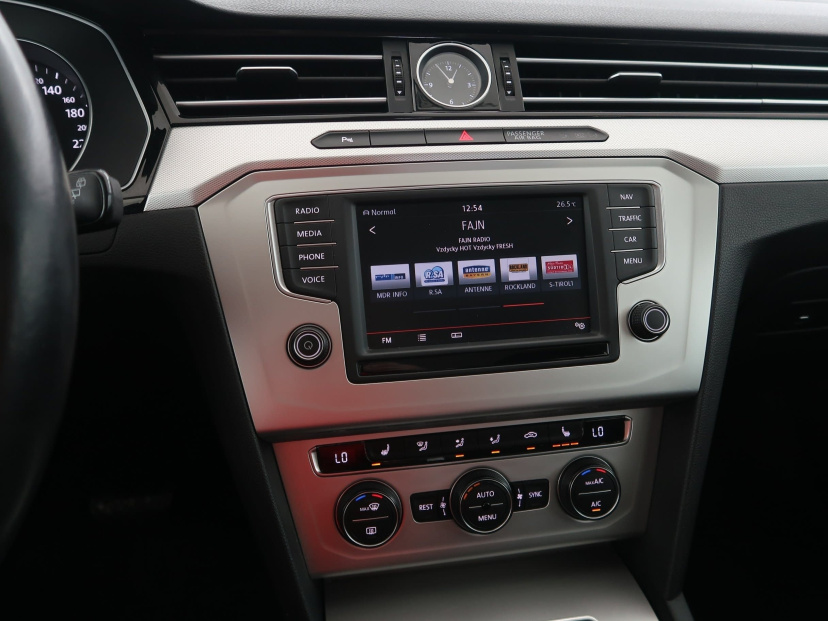 Volkswagen Passat, 2015