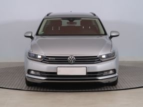 Volkswagen Passat - 2015