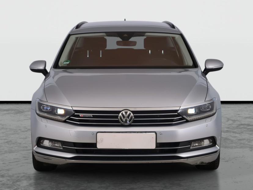 Volkswagen Passat, 2015