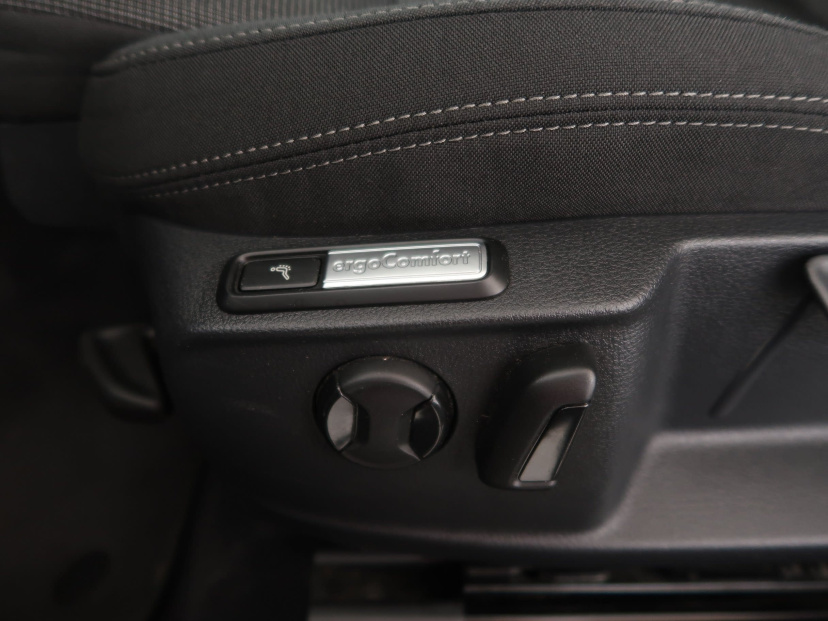 Volkswagen Passat, 2015