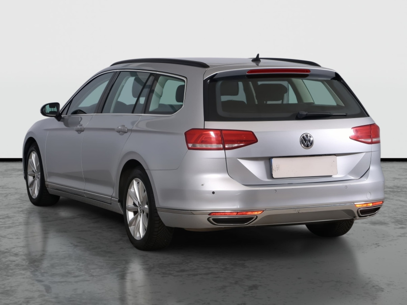 Volkswagen Passat, 2015