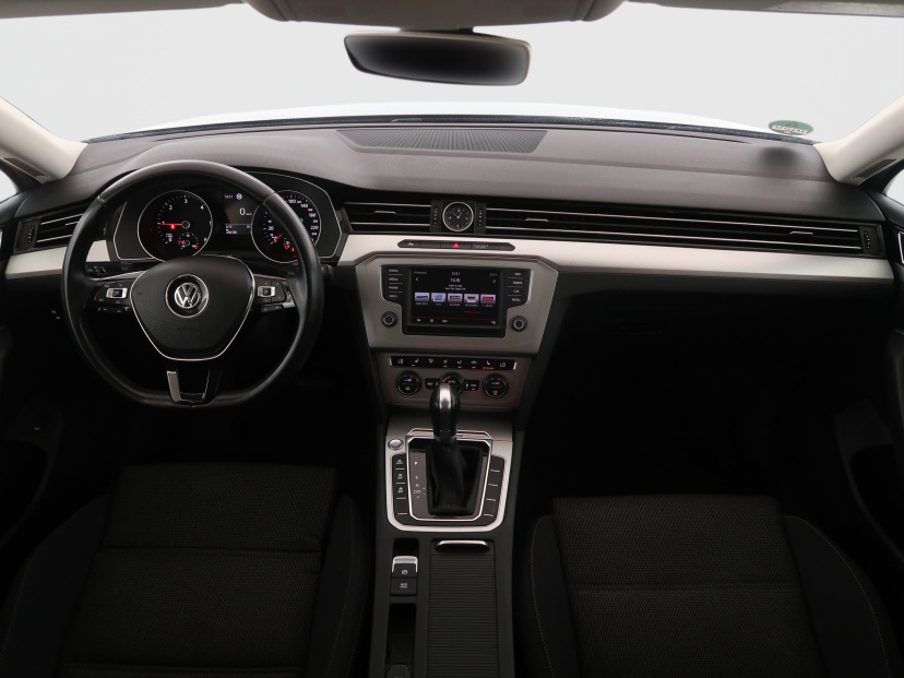 Volkswagen Passat, 2015
