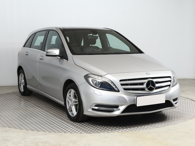 Mercedes-Benz B 2015