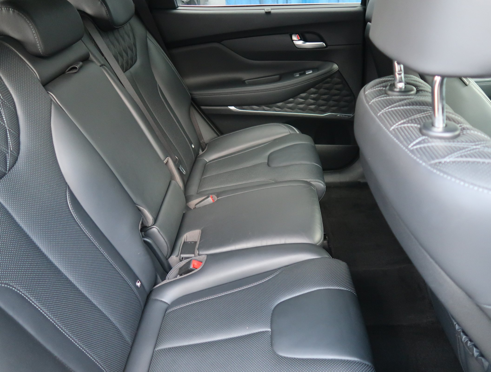 Hyundai Santa Fe - 2023