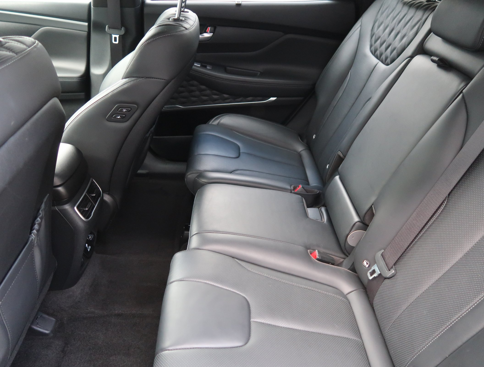 Hyundai Santa Fe - 2023