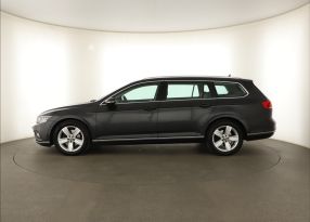Volkswagen Passat - 2020